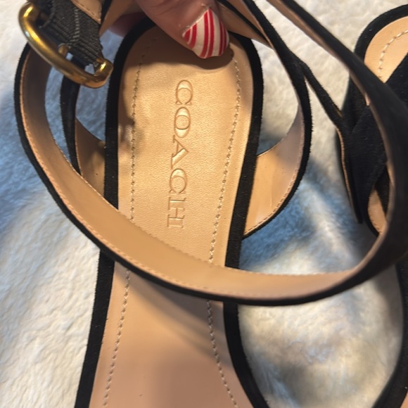 Women’s coach heels - Picture 2 of 5